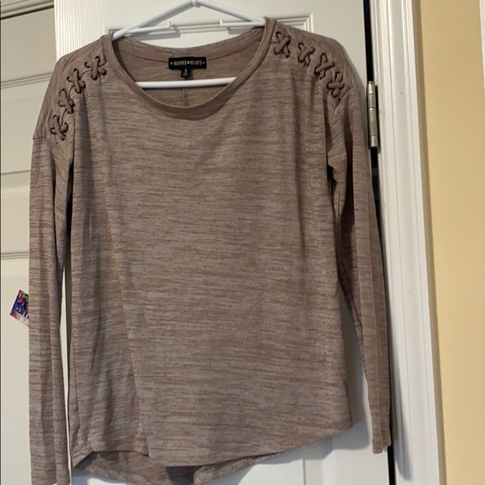 Long sleeve shirt